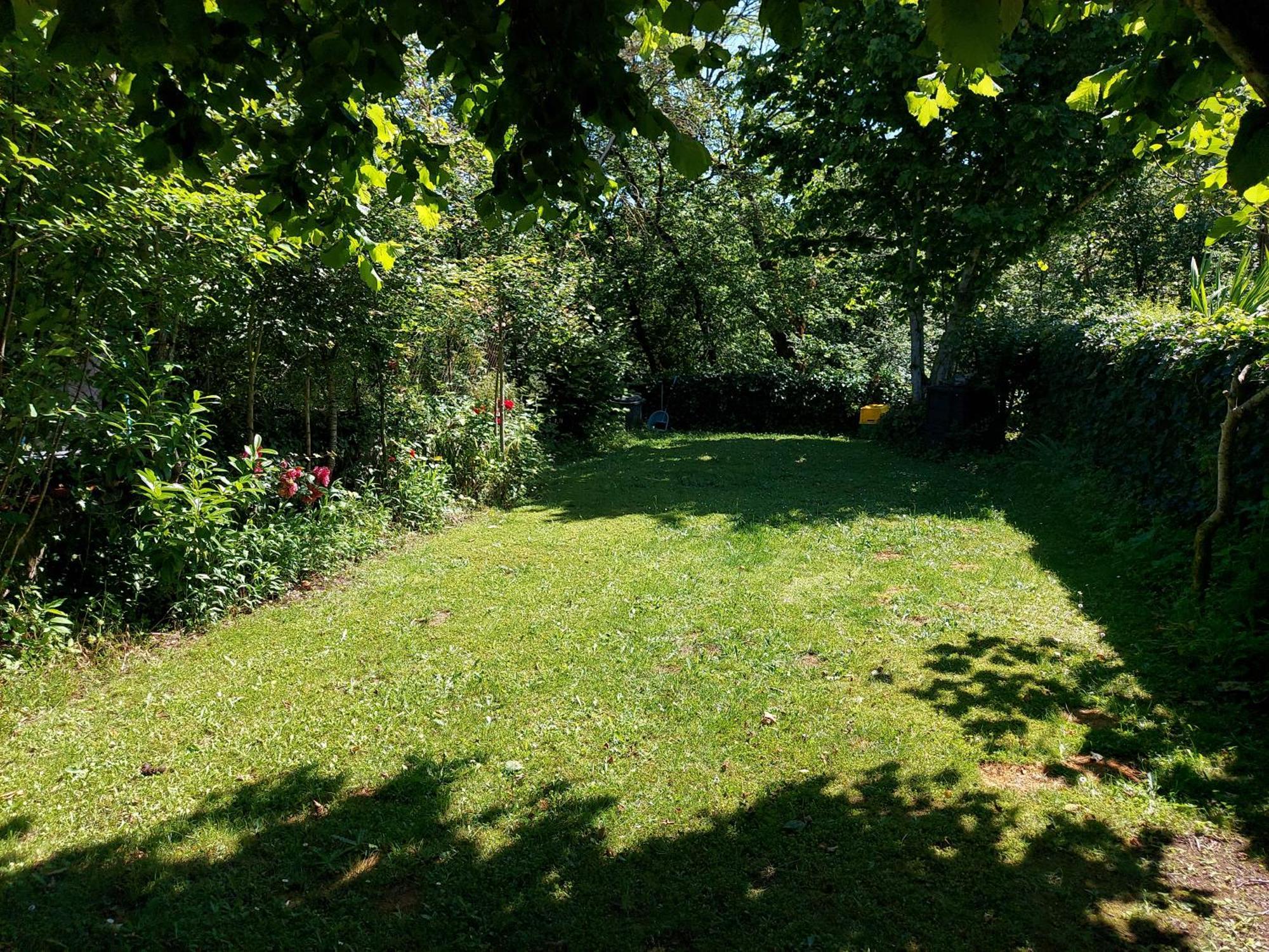 Charming Two Bedroom Gite With Beautiful Gardens Confolens Buitenkant foto
